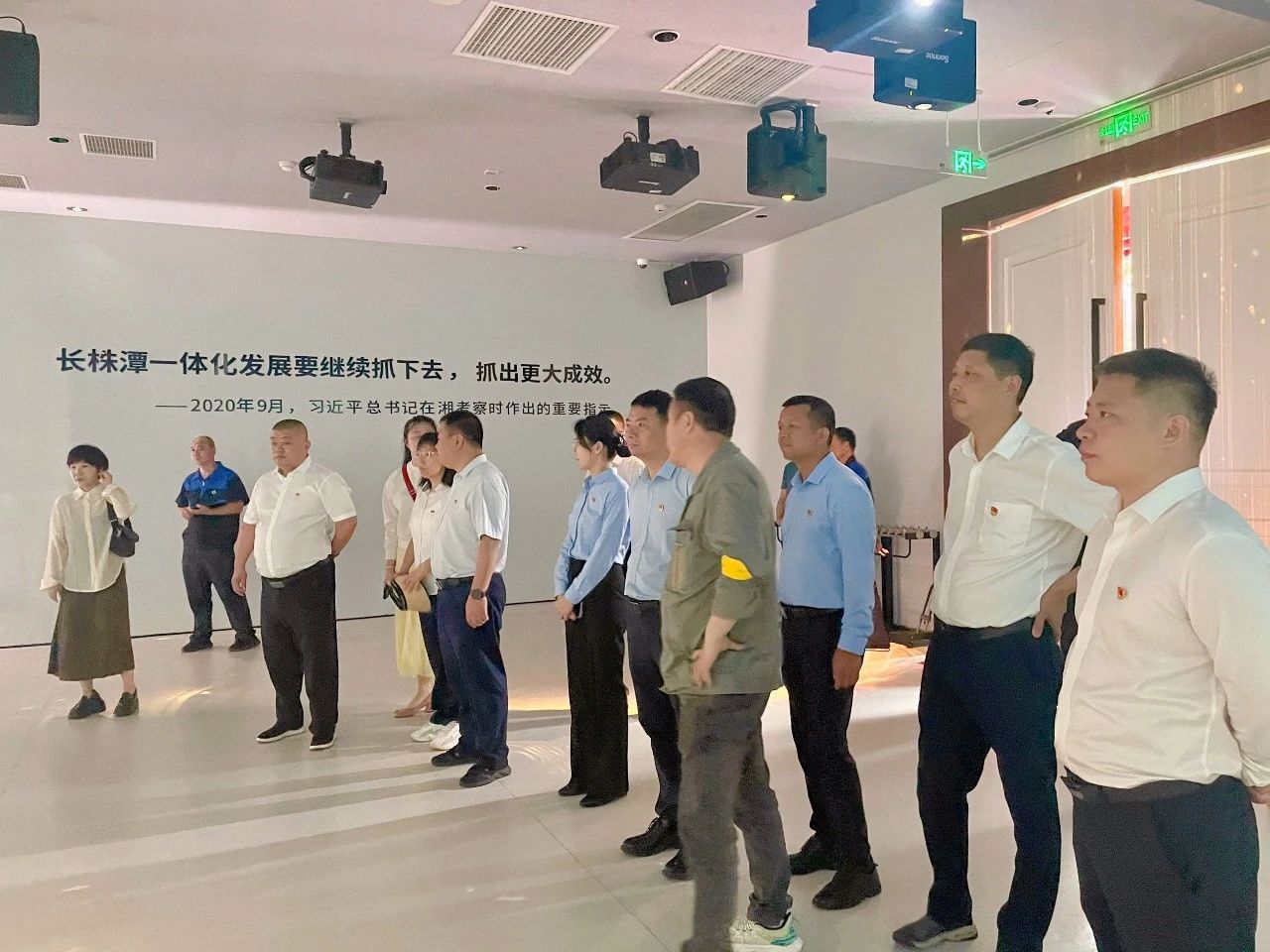 【真抓实干听党话】党建聚合力 业务促提升